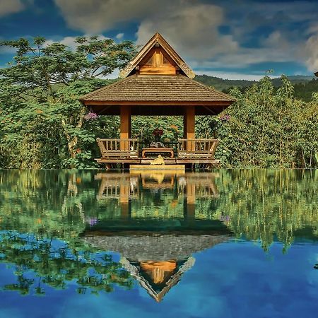 Howie'S Homestay Mae Rim Exterior foto